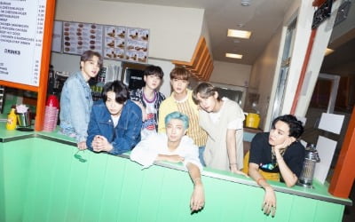 방탄소년단, 가온차트 4관왕…빌보드 이어 국내 차트도 싹쓸이
