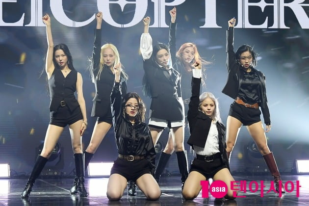 [TEN 포토] CLC '어마무시한 퍼포먼스'