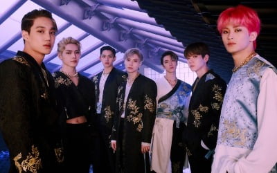 SuperM, 4일 V LIVE 채널 오픈 기념 스페셜 라이브 "특급 케미 기대"