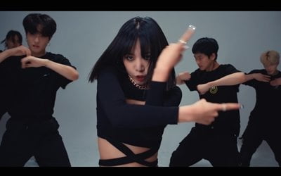 "거친 날갯짓"…김남주, 역대급 강렬 안무 '리아킴 참여'