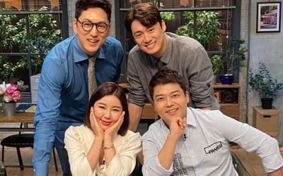 "아름다운 사람"…'♥이혜성' 전현무, 송가인과 다정 인증샷 '애인이 질투하겠네'