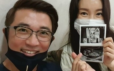 안재욱, 50살에 둘째 아빠 됐다 "12주차, 3월에 만나요"