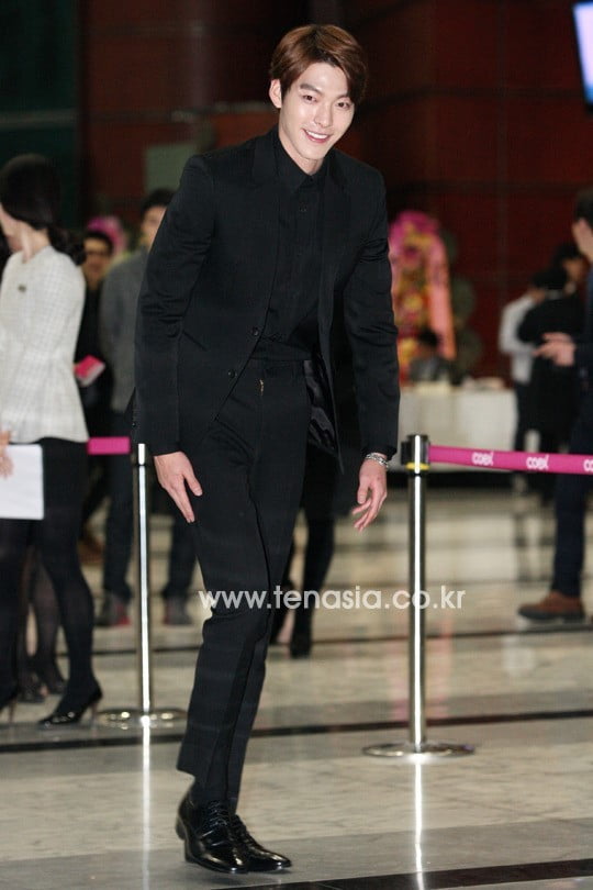 [B컷 방출] 김우빈, 무한반복하고 싶은 비주얼