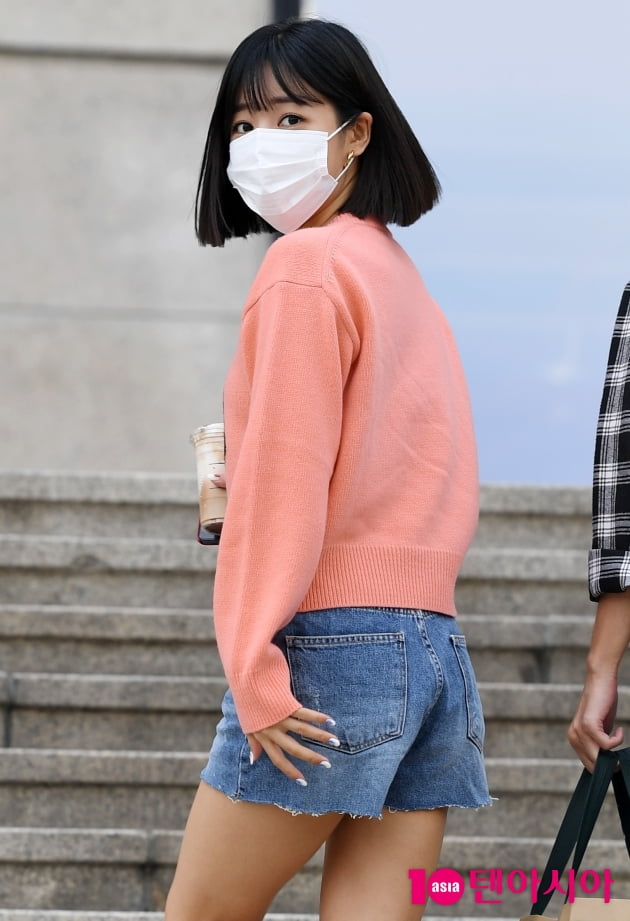 [TEN 포토] 에이핑크 김남주 '뒤돌아보면 심쿵해'