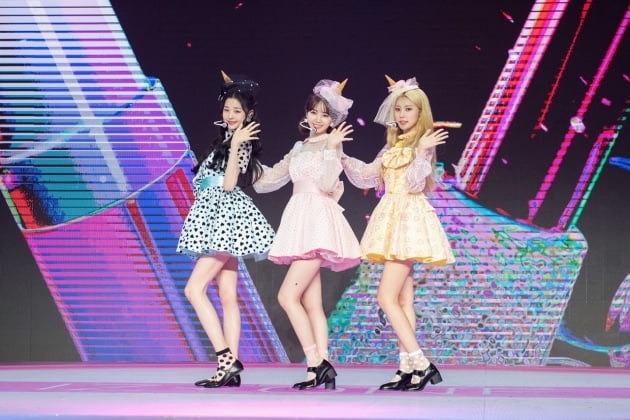 그룹 아이즈원 / 사진제공=오프더레코드, 스윙엔터테인먼트