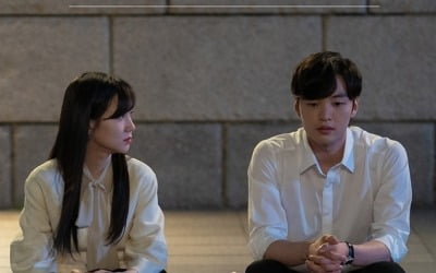 '믿듣탱' 출격…태연, '브람스를 좋아하세요?' OST '내일은 고백할게' 발매