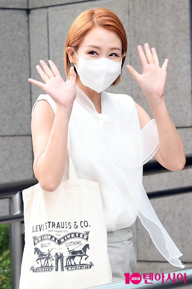 [TEN 포토] 오정연 '폭발하는 과즙미'