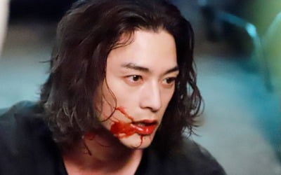 '악의 꽃' 김지훈, 이렇게 연기 잘했나…싸이코패스 눈빛+말투 '美친 열연'