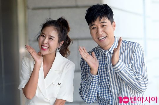 [B컷 방출] '가요계 화석' 신지, 'SNS 저격 글…왜 화가 났을까?'