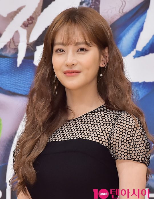 [스타탐구생활] 오연서, '스타일의 완성은 얼굴'…셀카여신 등극 (TEN컷)