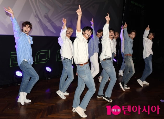 [TEN 포토] 고스트나인 '평균나이 18세 신인그룹 탄생 '
