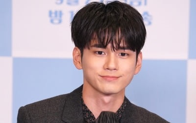 '경우의 수' 옹성우 "헤어진 여자친구 몇년 동안 짝사랑했다"