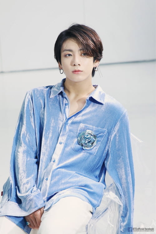 사진=방탄소년단 공식 페이스북