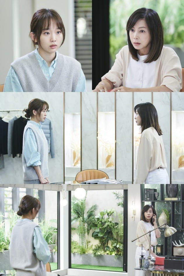 '오! 삼광빌라' 진기주, 황신혜가 격양된 감정으로 대화를 나눈다. / 사진제공=프로덕션 H, 몬스터유니온