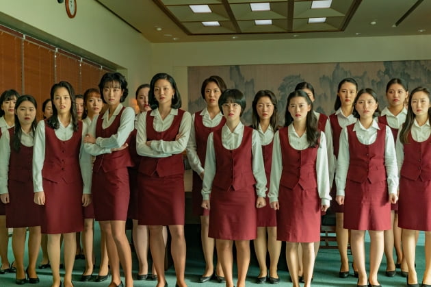 영화 '삼진그룹 영어토익반' 스틸./ 사진제공=롯데엔터테인먼트
