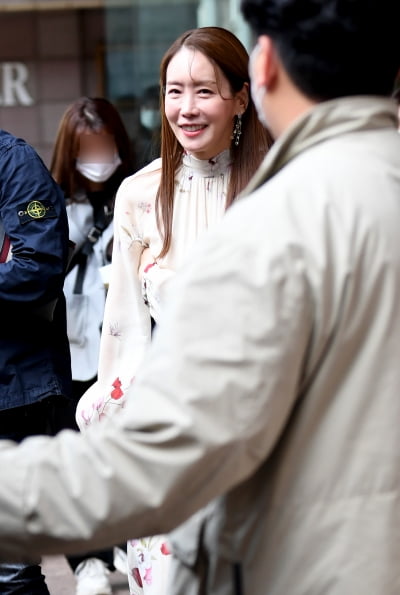 [TEN 포토] '나의 위험한 아내' 김정은 '품격있는 레이디룩'