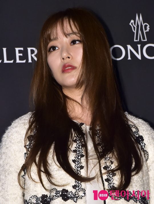 [B컷 방출] 김효진, 고경표와 '사생활' 호흡…'원조 여신 6년만의 귀환'