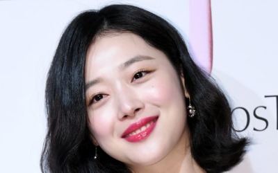故 설리, 아이유 노래 속에서 여전히 예쁘게 빛난다