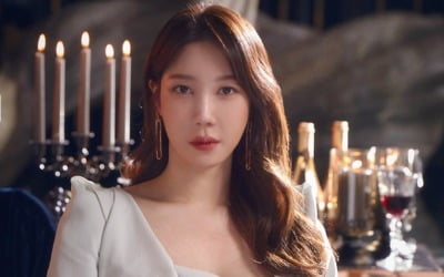 '펜트하우스' 이지아, 파격 변신 예고  "내겐 모험이었다"