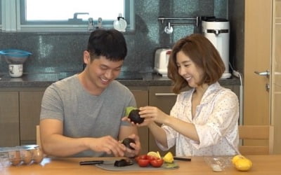 '전참시' 함연지, 꿀 떨어지는 신혼 생활 '24시간 핑크빛'