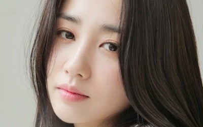 박하선, '씨네타운' 새 DJ…"라디오 그리웠다"