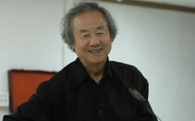 '마이웨이' 정동환, 50년 배우인생 '1인 4역' 연극 도전