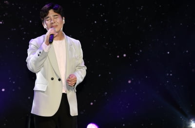 [TEN 포토] 임창정 '돌아온 감성발라더'