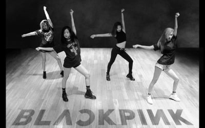 블랙핑크, '붐바야' 안무 영상 2억 뷰…기록대행진 [공식]