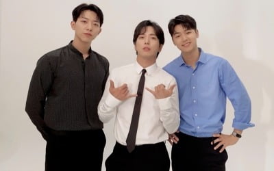 씨엔블루 정용화·강민혁·이정신 3人, FNC와 재계약 체결 [공식]