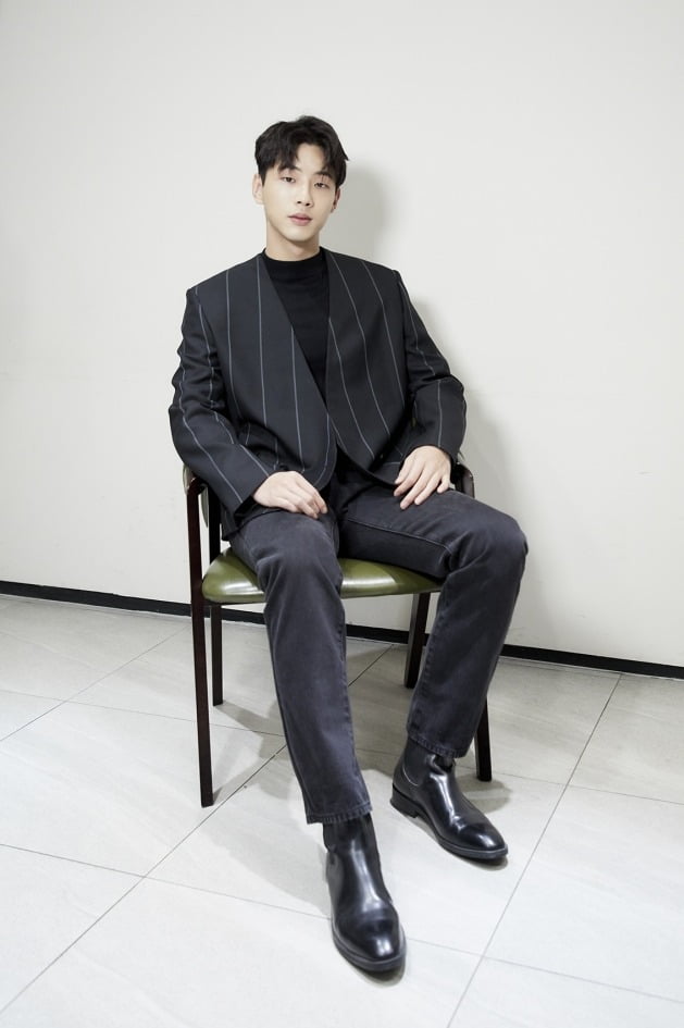 "'내 인생 망치는 거' 대사, 못생겨 보이게 나왔던데요"라며 웃은 지수./사진제공=케이스트
