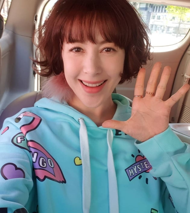 '이병헌 동생' 이지안, 화려한 돌싱?…75평 아파트 있지만 통장 '텅텅' [종합]