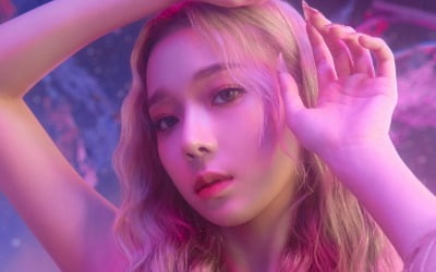 에스파, 첫 번째 멤버 윈터 공개…태연 닮은 요정 비주얼에 보컬·댄스 실력 겸비
