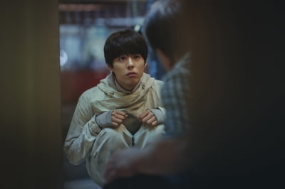 '서복' 복제인간 박보검? 눈빛부터 다르다