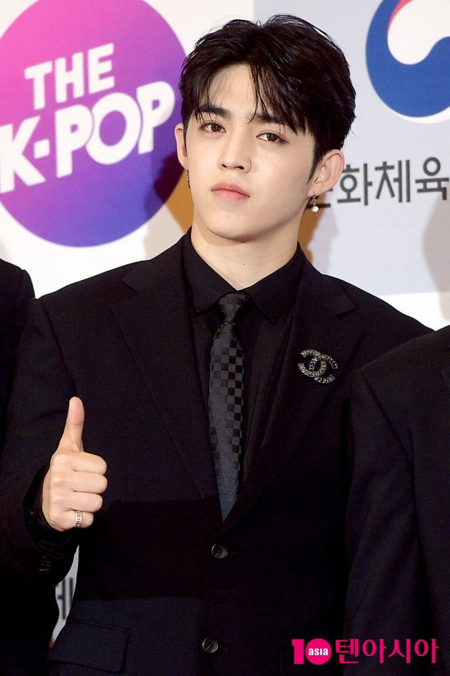 [TEN 포토] '2020 대중문화예술상' 세븐틴 에스쿱스, '미모에 반하다'