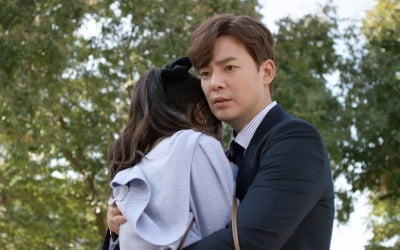 '비밀의 남자' 강은탁, 엄현경 DL 입사 돕는다…'묘한 핑크빛'