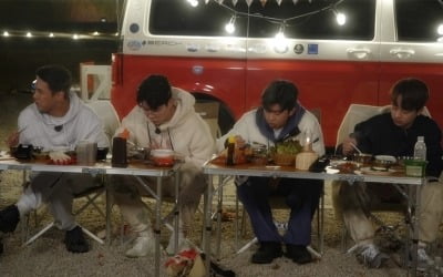 '뽕숭아학당' 임영웅→이찬원, 함께 떠난 첫 캠핑서 야자타임+진실게임