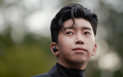 "임영웅이 임영웅했다"…임영웅, 신곡 'HERO'로 음원 차트 석권