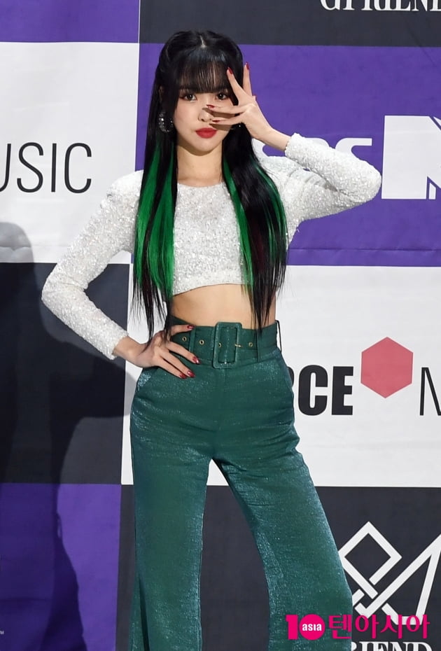[TEN 포토] 여자친구 유주 '신비로운 미모'
