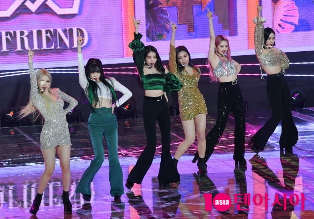 [TEN 포토] 여자친구 '퍼포먼스 퀸의 귀환'
