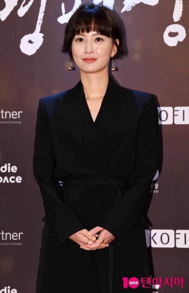 [TEN 포토] '영평상' 정유미 '여우주연상 수상'