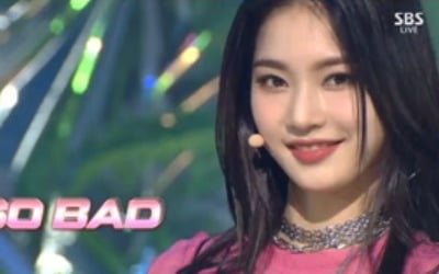 '인기가요' 스테이씨, 비주얼+노래+퍼포먼스 '대형 신인'