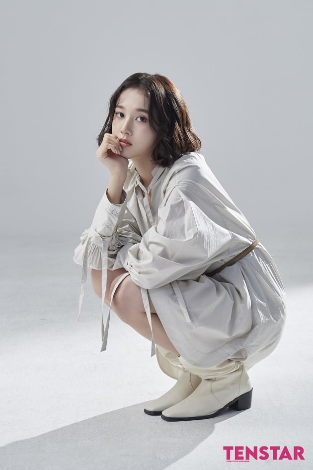 "왜 이제 나타났어?"…스테이씨, '전원센터' 비주얼 폭발 [화보]