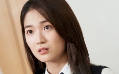 '라이브온' 김혜윤, 방송부 아나운서로 특별출연…황민현 '분노' 왜?