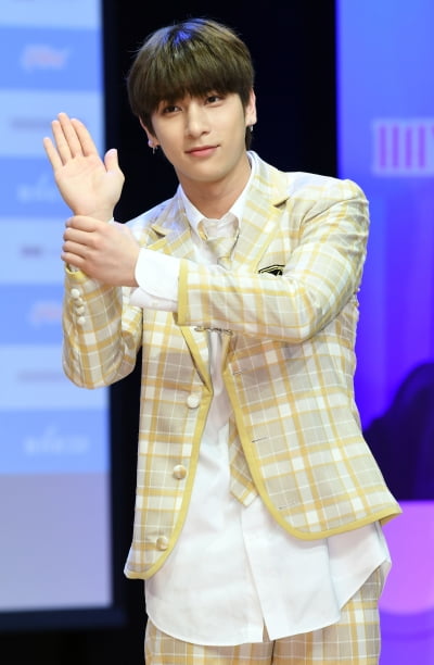 [TEN 포토] BAE173 한결 '친근한 마스크'