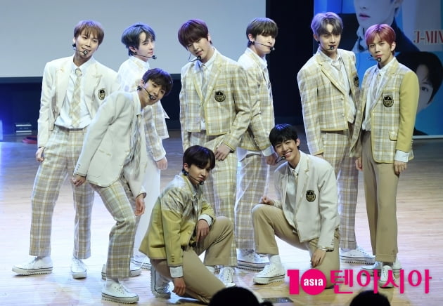 [TEN 포토] BAE173 '타이틀곡 '반하겠어'로 데뷔'