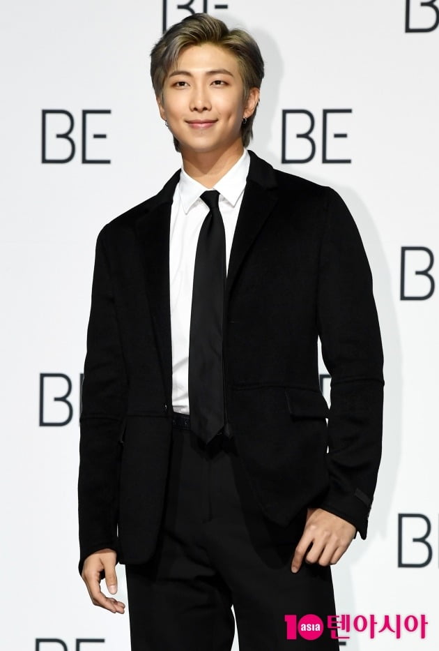 [TEN 포토] 방탄소년단 RM '듬직한 리더'
