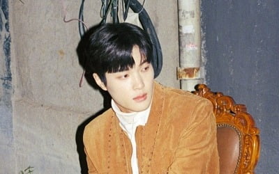 'BTS가 선택한' 니브, 26일 '2easy' 발매… 헤이즈 피처링 지원사격