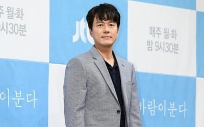 '조선구마사' 감우성, 자가격리…보조출연자 코로나19 확진 '비상'