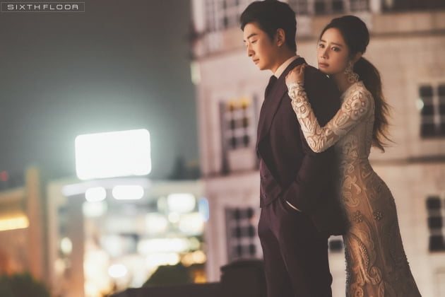 '12월 결혼' 최송현♥이재한, 영화의 한 장면 같은 웨딩화보 공개