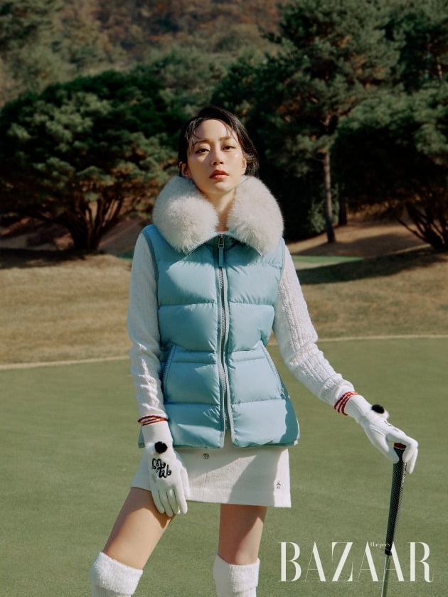 김효진, 필드 위 시크한 무드 [화보]